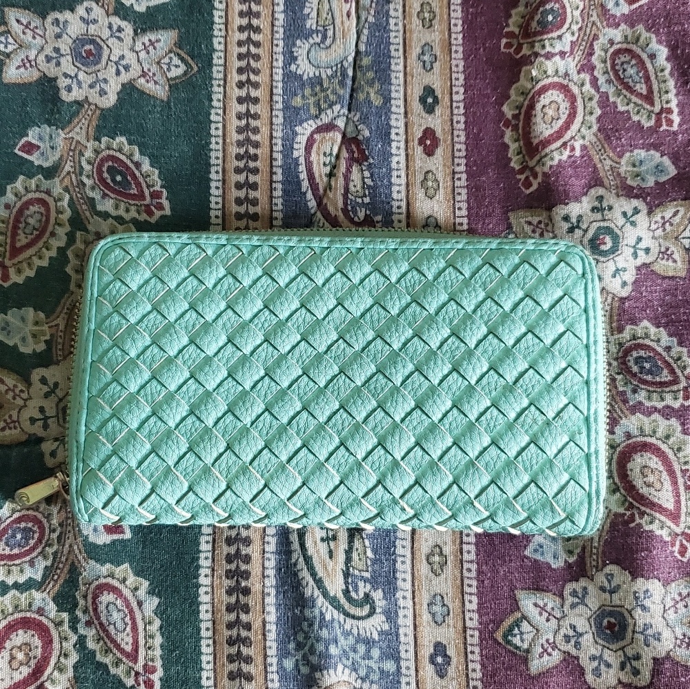 Charming Charlie Wallet
